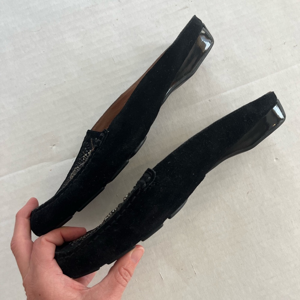 Donald J Pliner Lucia black suede beaded slip on mules flat shoes EUC size 6.5 - Picture 7 of 10